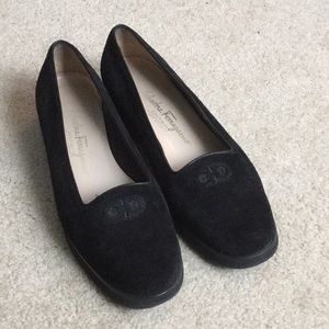 Suede Ferragamo Black Flats Size 10